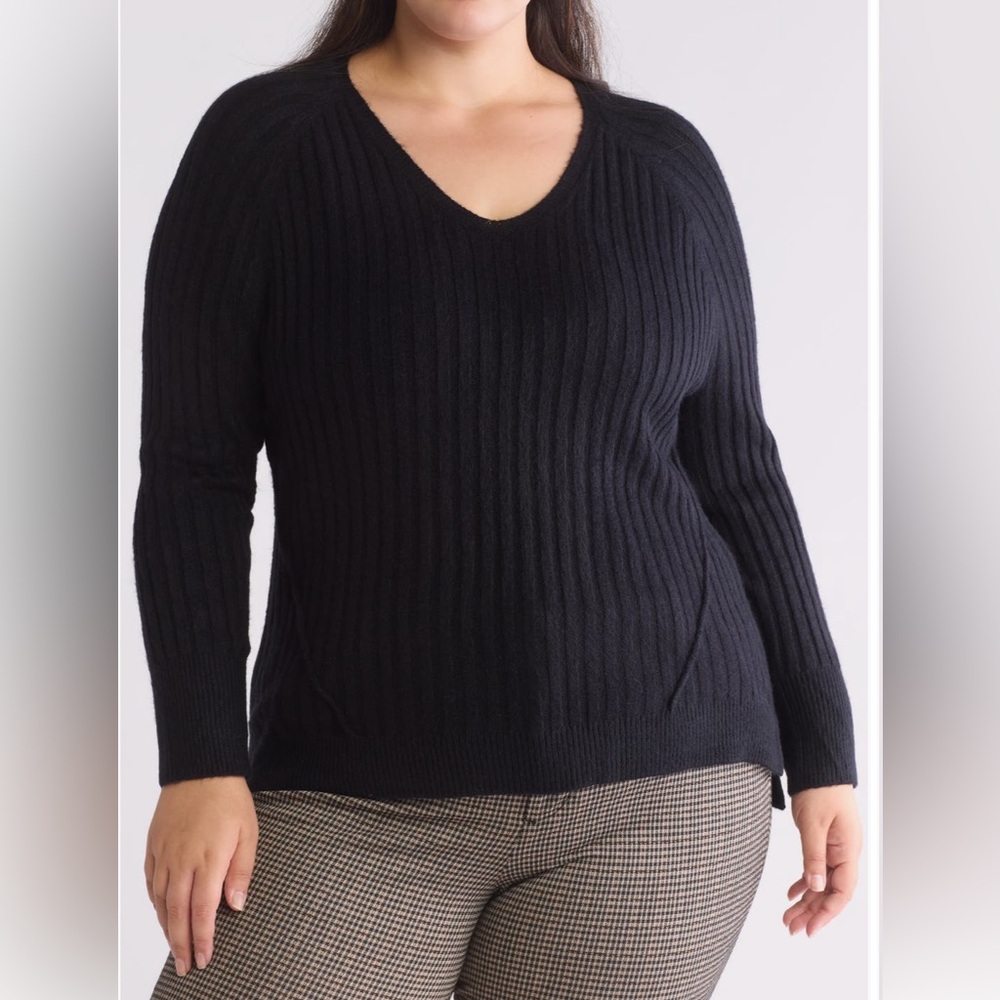 Vince Camuto Black Ribbed V-Neck Sweater Women’s size 3X